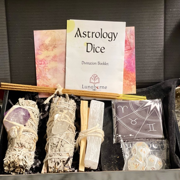 NWT Celestial Harmony Crystal & Smudge Gift Set with Astrology Dice - Picture 1 of 5